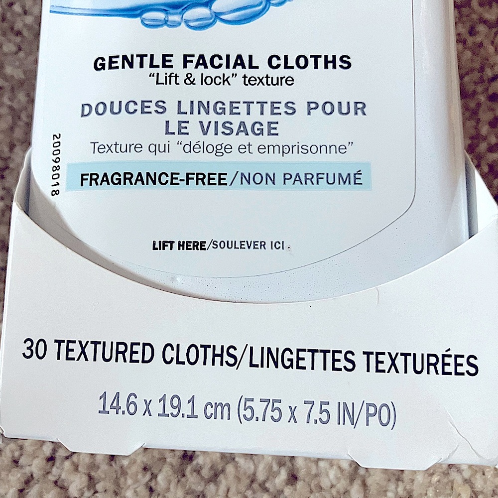 Olay Gentle Facial Cleansing Cloths Fragrance-Free 3 Packs - (90 Total) - Picture 3 of 3